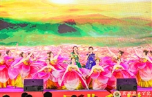 2019年“礼赞新中国 奋进新时代”庆国庆 迎新生文艺晚会